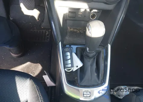 2018 Toyota Yaris Ia z USA, uszkodzony, nr VIN 3MYDLBYV2JY305674